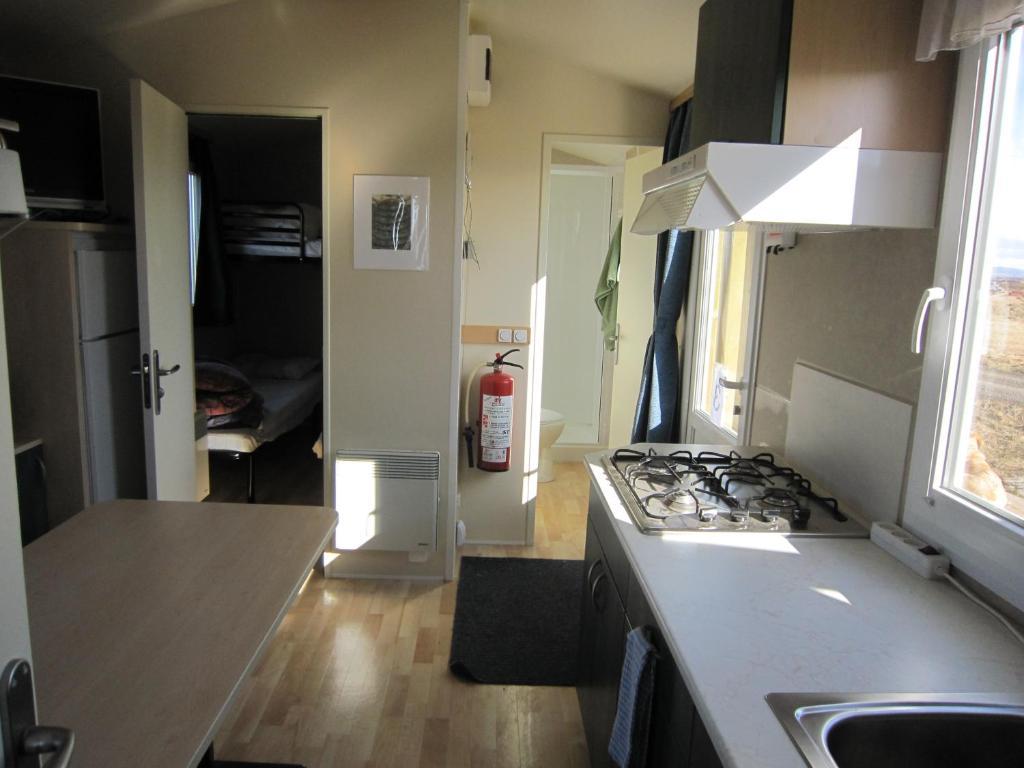 Laekjarkot Rooms And Cottages With Kitchen Borgarnes Bilik gambar